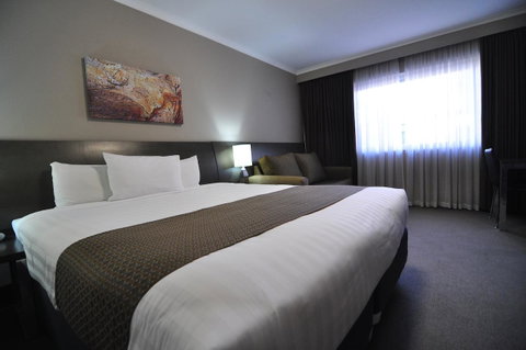 Pavilion On Northbourne - Tourism Guide 18