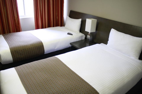 Pavilion On Northbourne - Tourism Guide 12