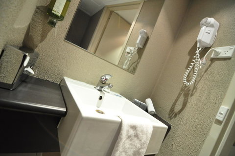 Pavilion On Northbourne - Tourism Guide 21