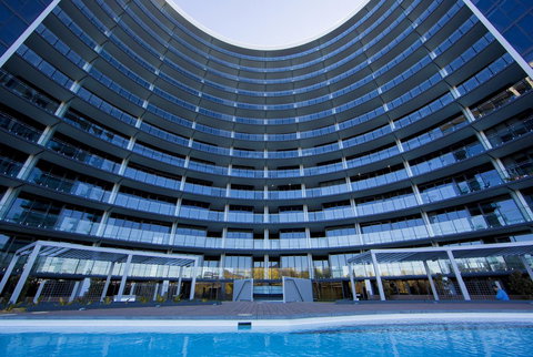 Manhattan 303 Canberra City ACT - Travel Search 0