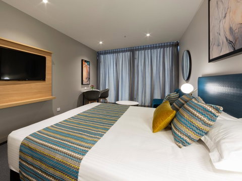 Mercure Canberra Belconnen - Tourism Guide 8