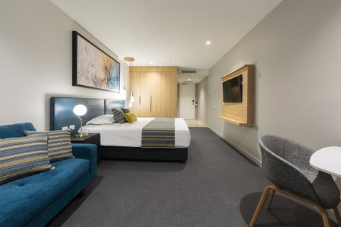 Mercure Canberra Belconnen - Tourism Guide 13