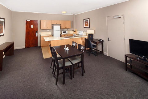 Quality Hotel Dickson - Tourism Guide 7