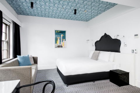 Peppers Gallery Hotel - Travel Search 32