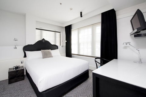 Peppers Gallery Hotel - Travel Search 26