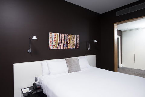 Peppers Gallery Hotel - Travel Search 42