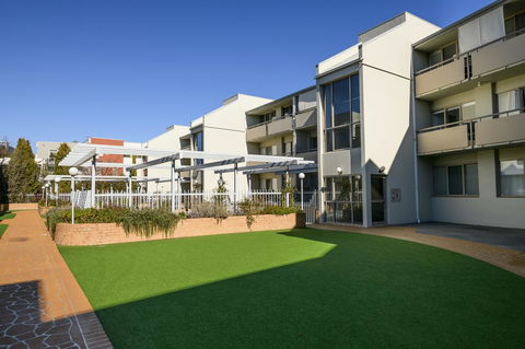 Accommodate Canberra - The Summit - Tourism Guide 3