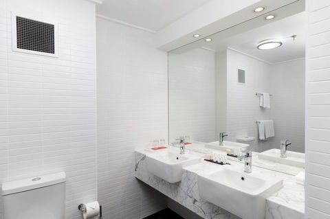 Rydges Canberra - Travel Agents 33