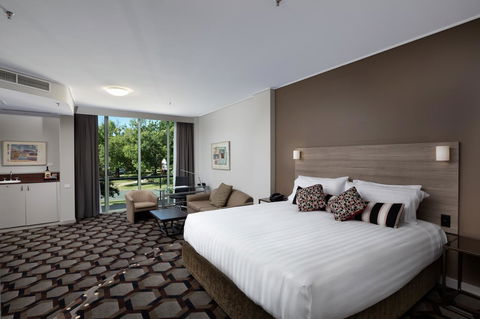 Rydges Canberra - Travel Agents 37