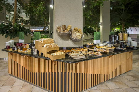Rydges Canberra - Travel Agents 21