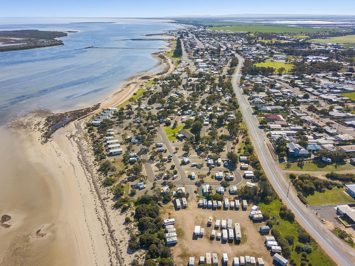 Port Broughton SA Travel Search