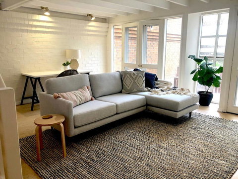 The Loft - Beautiful Central Barossa Apartment - Travel Search 0