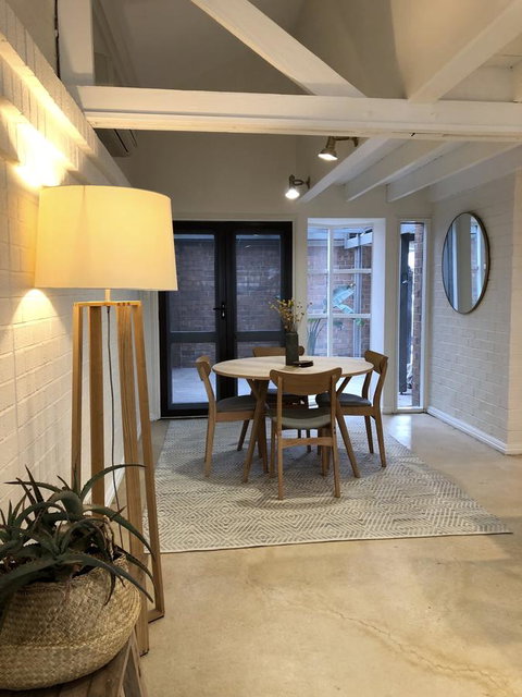 The Loft - Beautiful Central Barossa Apartment - Travel Search 3