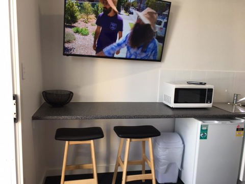 Port Lincoln Shark Apartment 1 - Travel Search 12