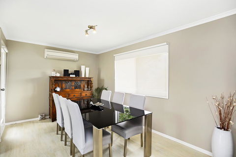 Ainslie Roberts Drive Retreat - Tourism Guide 2