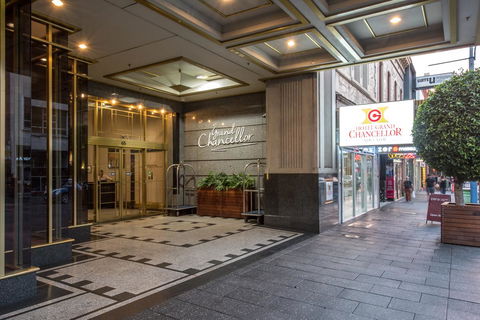 Hotel Grand Chancellor Adelaide - Tourism Guide 0