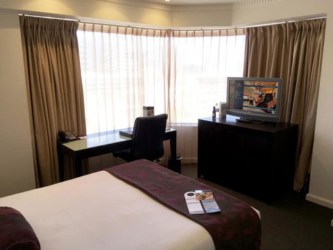 Hotel Grand Chancellor Adelaide - Tourism Guide 7