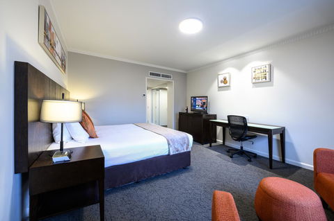 Hotel Grand Chancellor Adelaide - Tourism Guide 9