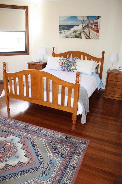 Serenity On Narrabeen Beach - 1Bdr Beachside Retreat - Travel Agents 4