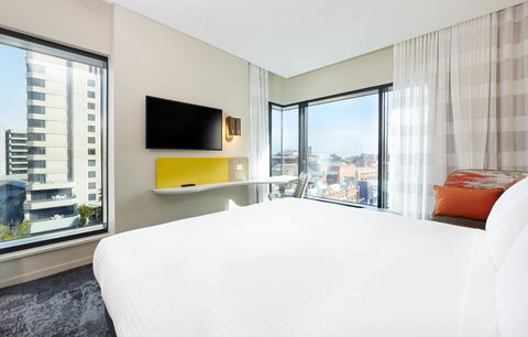 Holiday Inn Express Adelaide City Centre, An IHG Hotel - Travel Agents 6