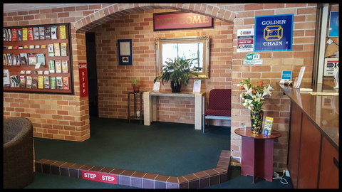 Windsor Terrace Motel - Travel Search 18