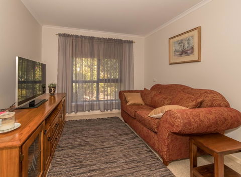 Tanunda\'s Magpie House - Travel Search 9