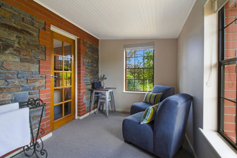 Stonewell Cottages And Vineyards - Cruises Travel 28