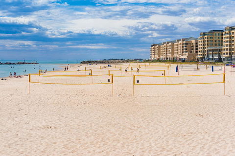 Luxury Beachside Accomodation - Tourism Guide 12