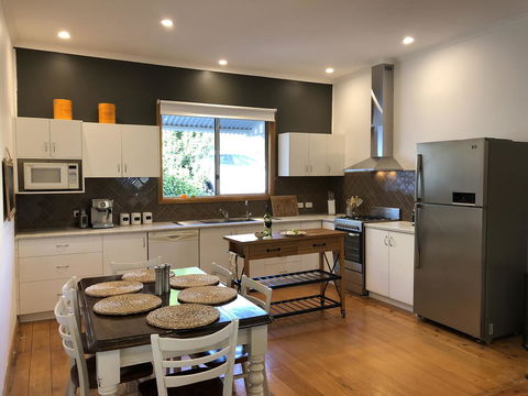 Jack\'s House 2 B&B In Mill Street - Travel Search 17