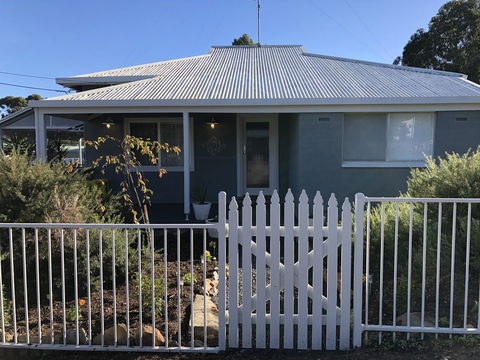 Jack\'s House 2 B&B In Mill Street - Travel Search 0