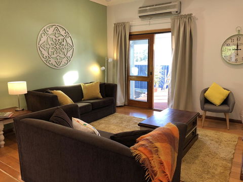 Jack\'s House 2 B&B In Mill Street - Travel Search 13