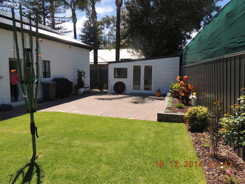Glenelg - Marina Retreat - Tourism Guide 38