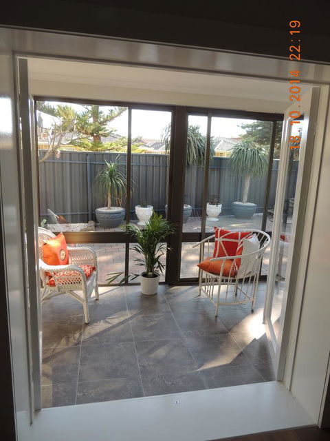 Glenelg - Marina Retreat - Tourism Guide 25