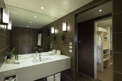 Hilton Adelaide - Travel Agents 6