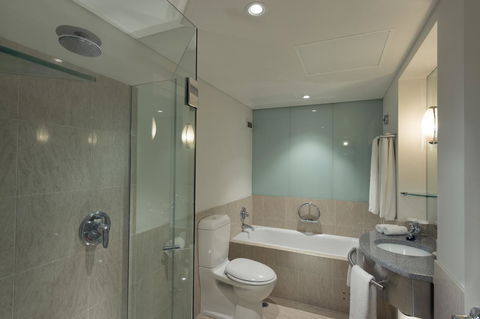 Hilton Adelaide - Travel Agents 17
