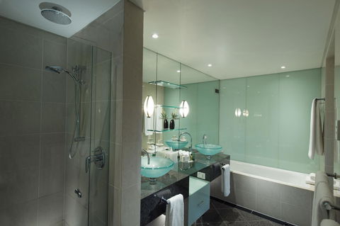 Hilton Adelaide - Travel Agents 25