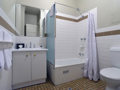 Mansions On Pulteney - Tourism Guide 8
