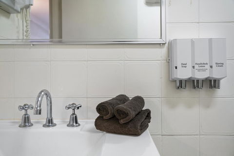 Garden City Motor Inn - Travel Search 17