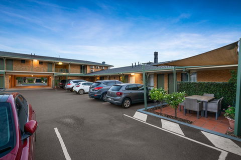 Garden City Motor Inn - Travel Search 42