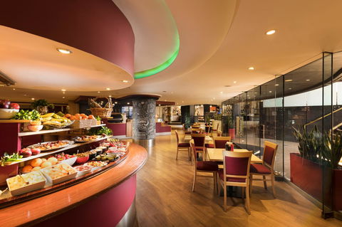 Stamford Plaza Adelaide - Tourism Guide 3