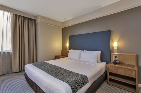 Stamford Plaza Adelaide - Tourism Guide 32