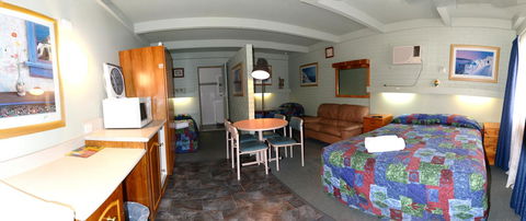 Ardeanal Motel - Tourism Guide 7