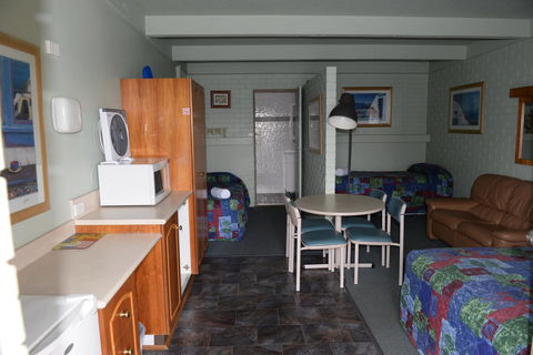 Ardeanal Motel - Tourism Guide 41