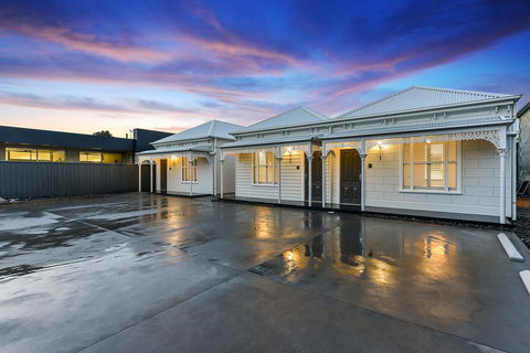 Aloha Central Luxury Apartments - Tourism Guide 5