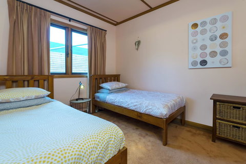 Rustic On 13th - Travel Search 10