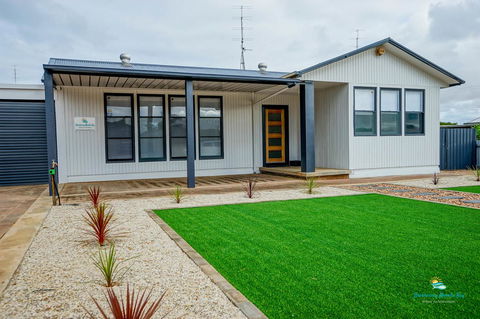 Breakaway Moonta Bay - Travel Search 4
