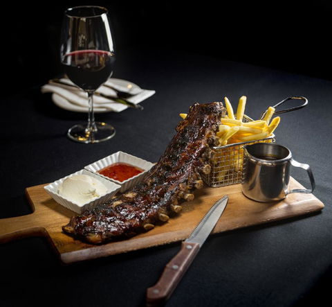 Adelaide Inn - Tourism Guide 28