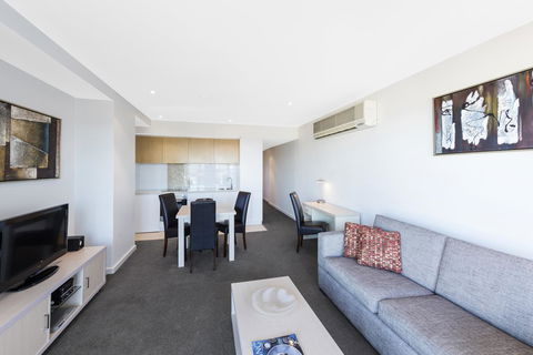IStay Precinct Adelaide - Tourism Guide 21