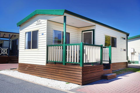 Discovery Parks - Adelaide Beachfront - Tourism Guide 9