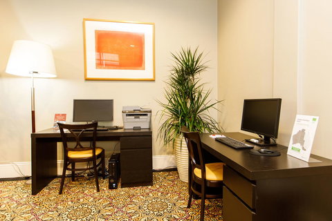 Adabco Boutique Hotel Adelaide - Travel Agents 1